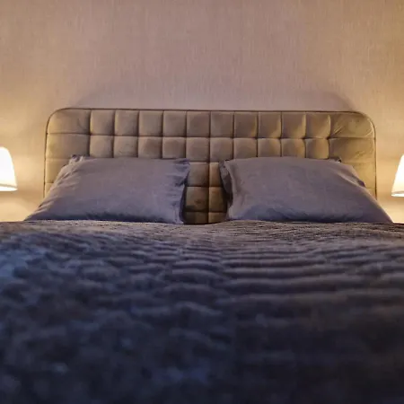 Sensation 2 Saints Constantine and Helena