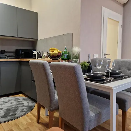 Apartamento Sensation 2 *